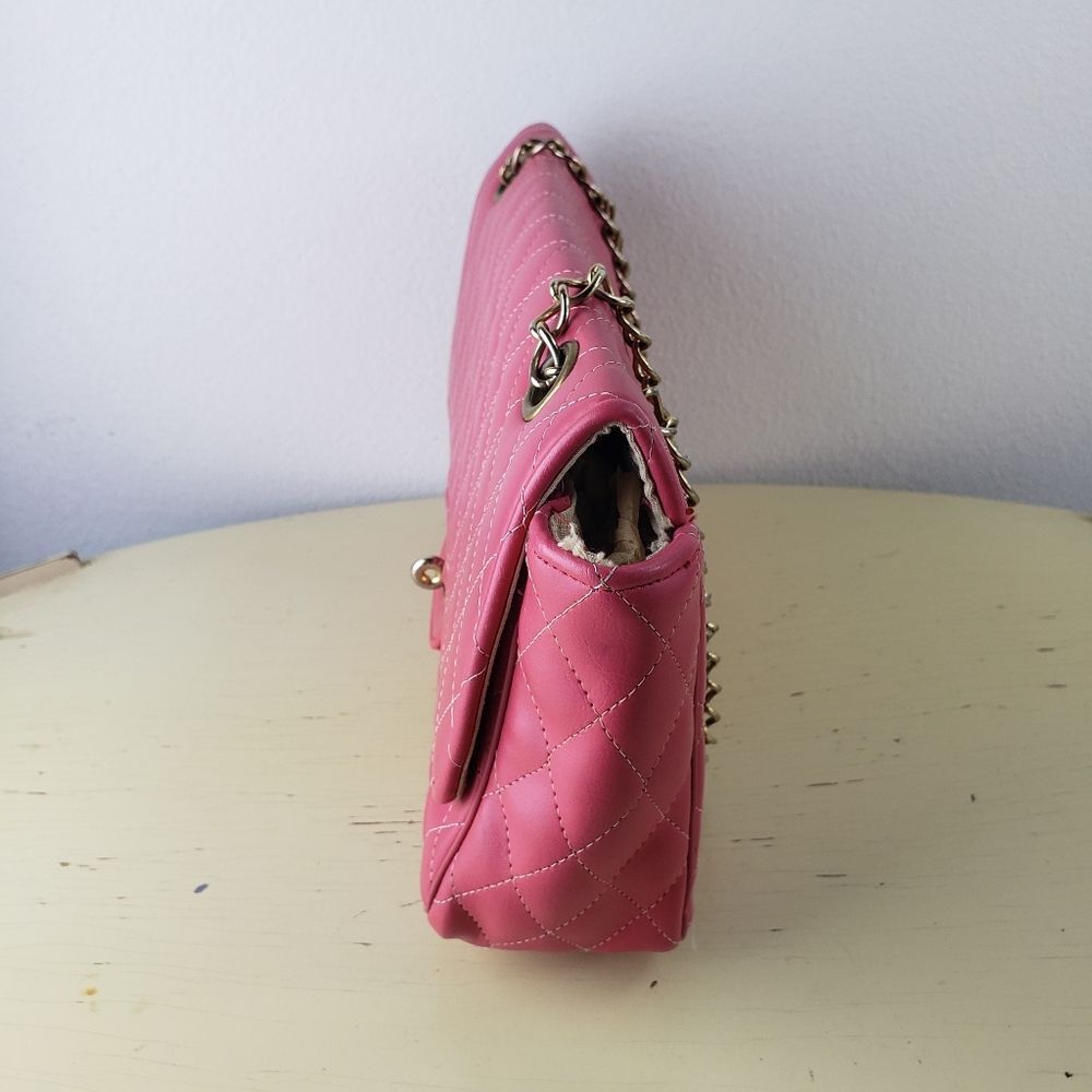 Women's Vintage Barbie Pink Quilted Golden Chain Bag - Picture 14 of 14